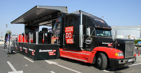 Lenovo Do Tour truck